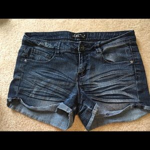 LEI Jean Shorts